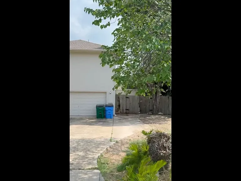 340 Southwind Rd — Photo 33