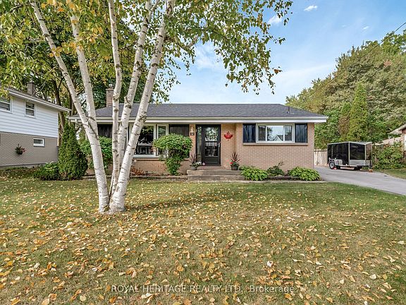 2nd image of 32 Glen Rd