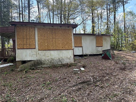 2nd image of 3282 Jonesboro Rd SE