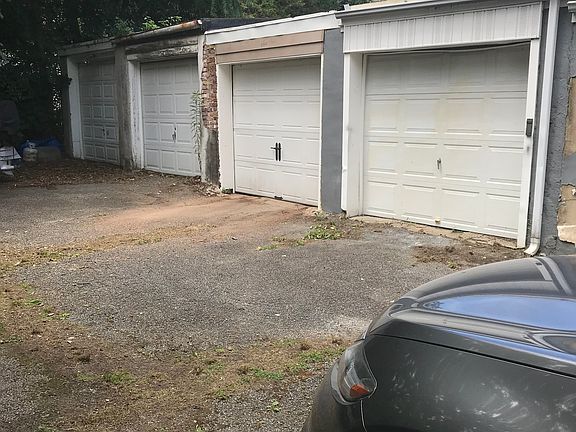 2nd image of 2330 W 14th St
