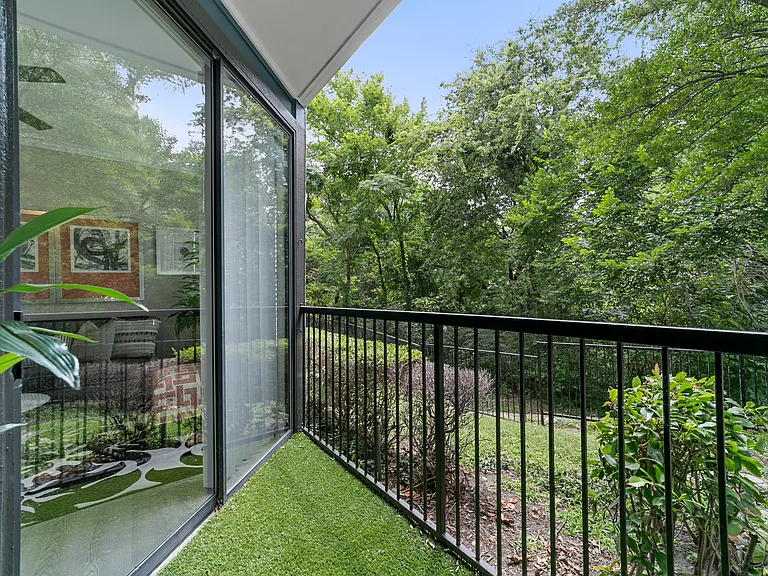 Chimney Hill — Photo 14
