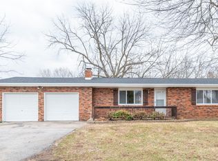 4376 S Cox Rd, Springfield, MO 65810