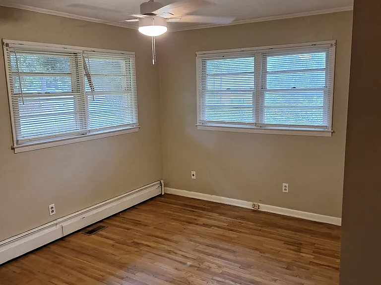530 Hampton Ct #800-A — Photo 3