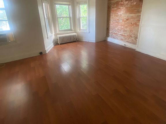 4th image of 1413 N Harrison St APT 3