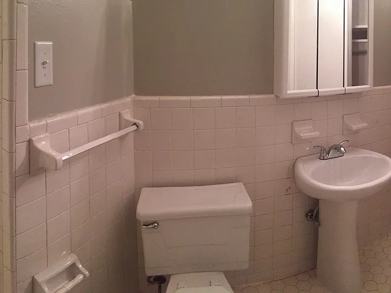 Green Springs Village Apartments - Birmingham, AL — Photo 30