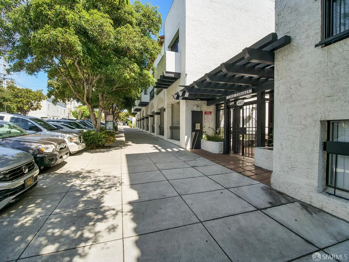 Building Photo - 407 Sanchez St #2130