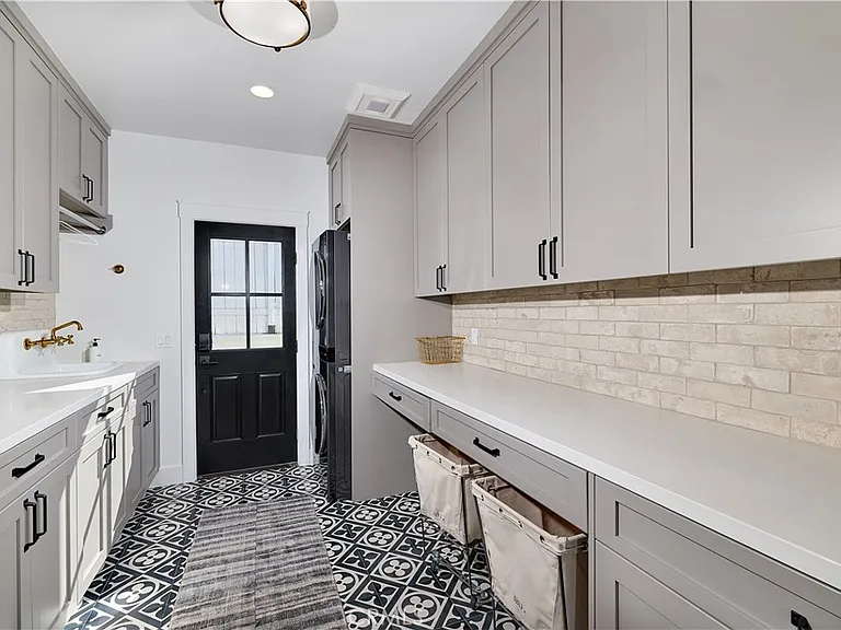 2140 Mountain Vista Dr — Photo 27