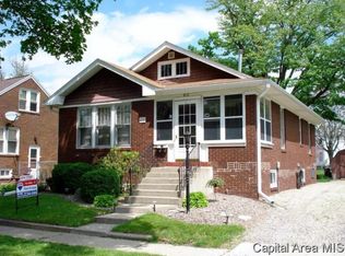 415 Oak St, Galesburg, IL 61401