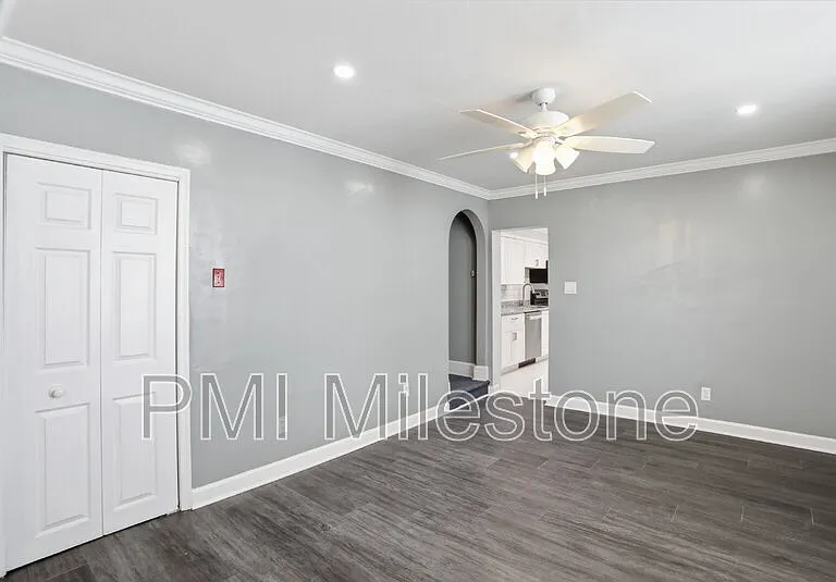 805 Mulberry Ave — Photo 5