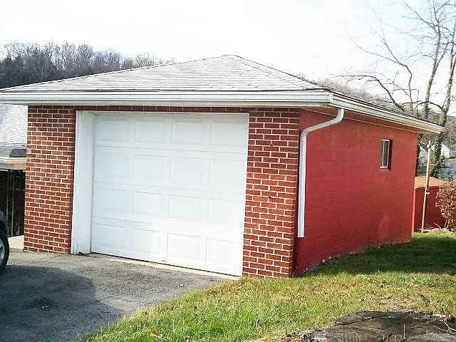 1100 Morningstar Ln — Photo 4