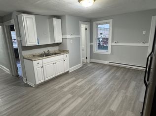 293-299 Clemente St #293-2R, Holyoke, MA 01040