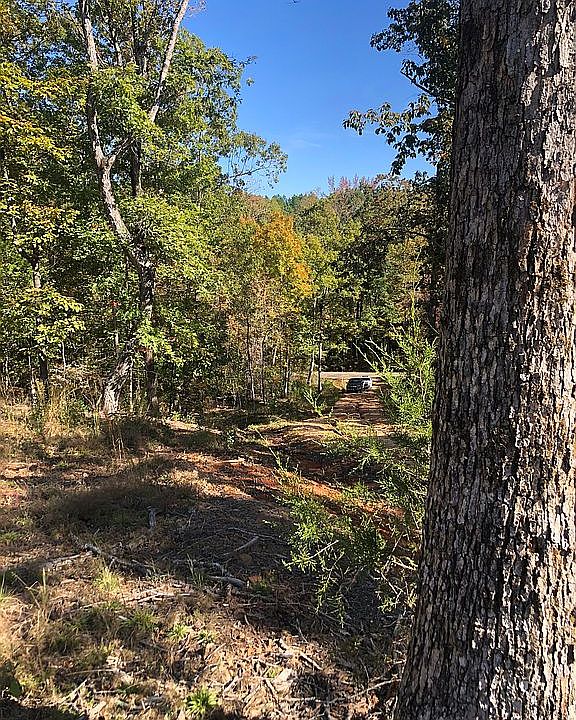 2nd image of Sylvan Heights Rd