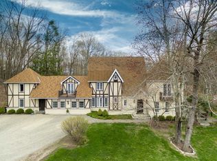 107 E Meadowbrook Ln, Staatsburg, NY 12580