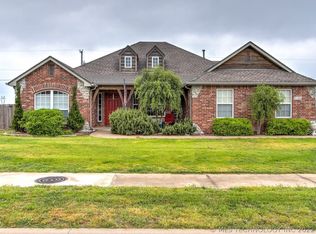 5106 Bahama Ave, Sand Springs, OK 74063
