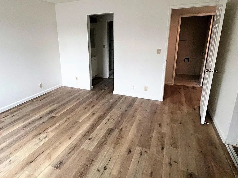 21062 Gary Dr #121 — Photo 9