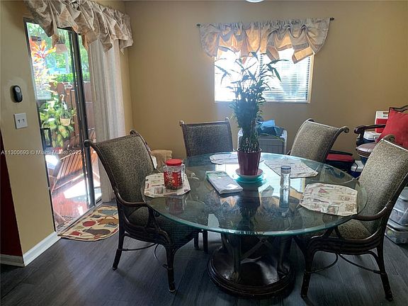 3rd image of 115 San Remo Blvd #115