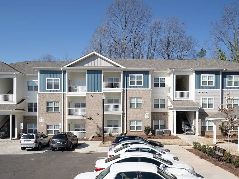 Parkside at Hickory Grove — Photo 15