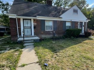 21608 Moross Rd UNIT 2, Grosse Pointe, MI 48236