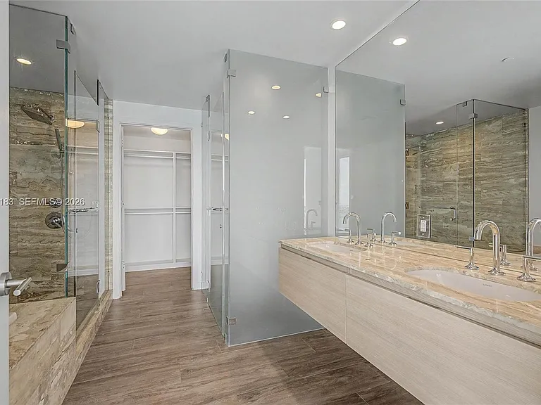 2900 NE 7th Ave #3107 — Photo 8