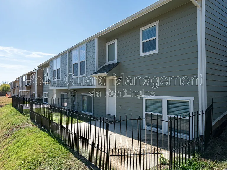 331 N 127th St E #305 — Photo 48