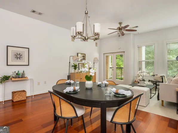 870 Inman Village Pkwy NE APT 201, Atlanta, GA 30307