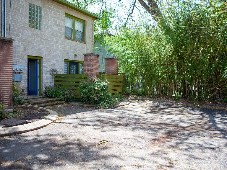 5837 Velasco Ave #102 — Photo 31