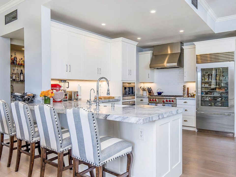 1st image of 12115 San Vicente Blvd Unit 406