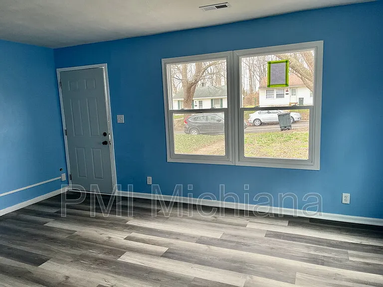 1909 Swygart Ave — Photo 3