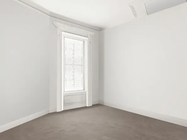 363 Sixth Avenue image 13 of 23