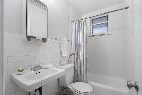 4914 Park Ave #2F — Photo 11