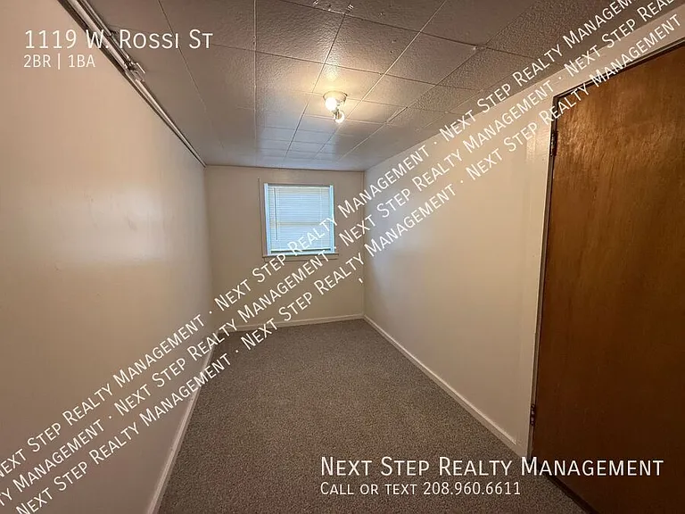 1119 W Rossi St — Photo 12
