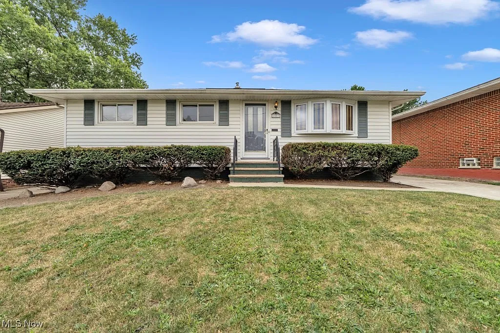 1003 Judie Dr photo 1
