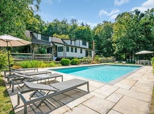 15 Reyburn Rd, Katonah, NY 10536