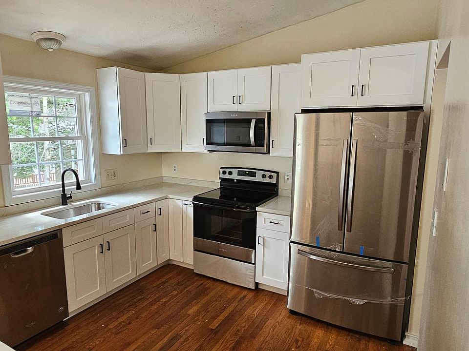 1st image of 219 May St