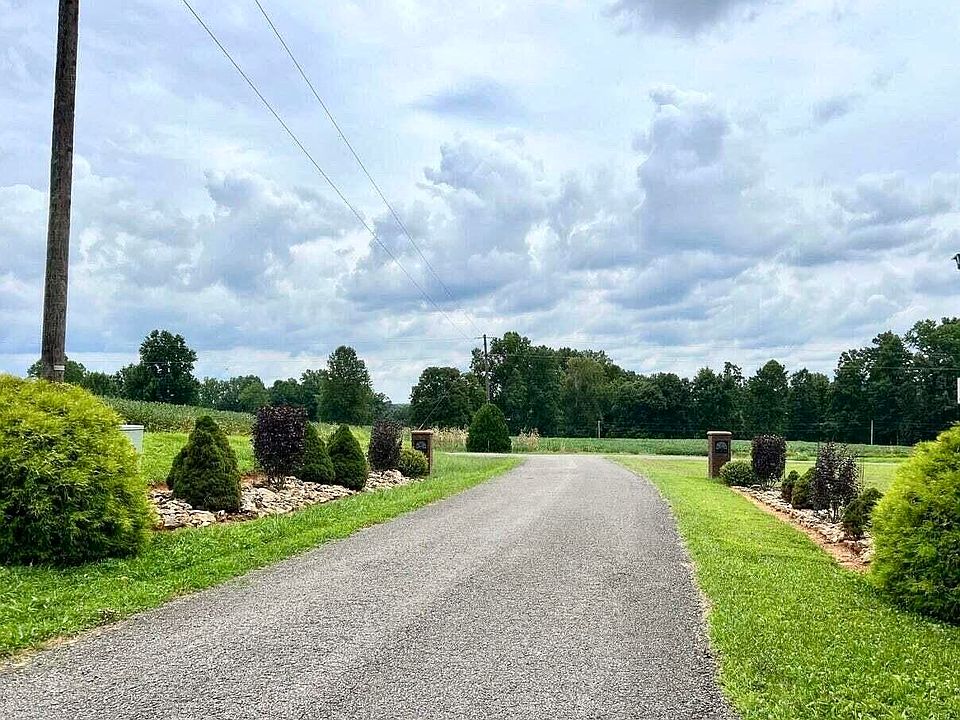 2nd image of 20&21 Cherry Ln