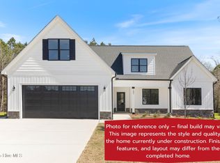 504 Pointe Drive, La Grange, NC 28551