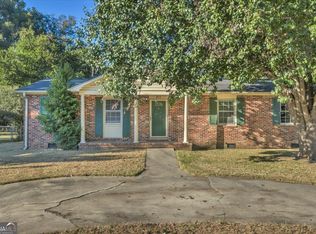 211 Palomino Ln, Warner Robins, GA 31088