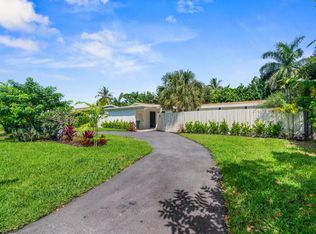 321 NE 28th Ter, Boca Raton, FL 33431