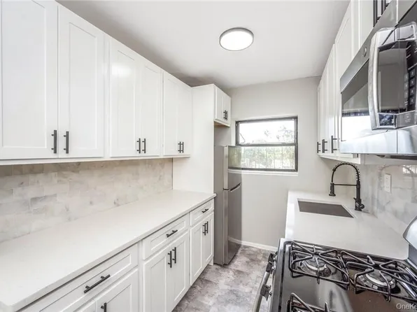 64 Kensington Rd, Bronxville, NY