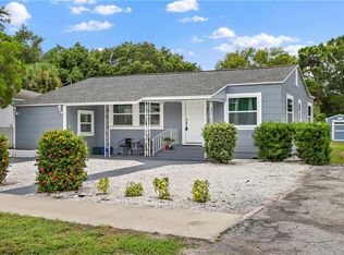 1507 60th St S, Gulfport, FL 33707
