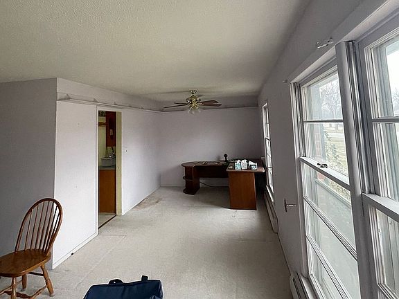 5th image of 104 Greenway Dr