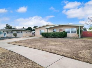 180 Pearl Ln, El Paso, TX 79915