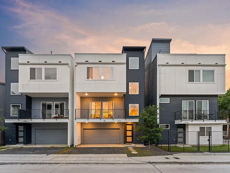 1404 Bailey St — Photo 3
