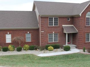 135 Whitney Ct, Shepherdsville, KY 40165