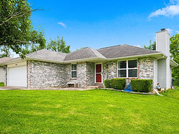 2nd image of 3322 W Rockwood Street
