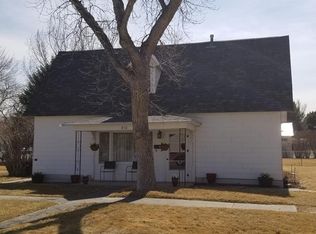 810 Shoshone Ave, Lovell, WY 82431