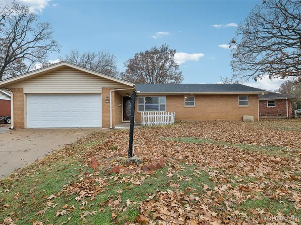 139 Ramblewood Rd, Bartlesville, OK 74003