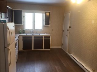 117 Pine Forest Rd APT 2, Greeley, PA 18425