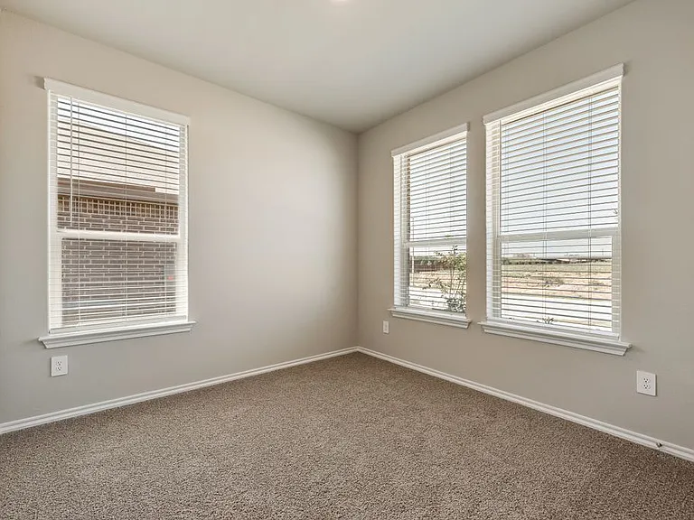 752 Rubicon Rd — Photo 13