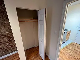 Rented by Best Apartments North Inc